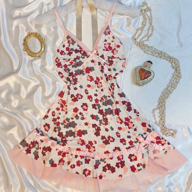 Đầm ngủ vintage tiểu thư