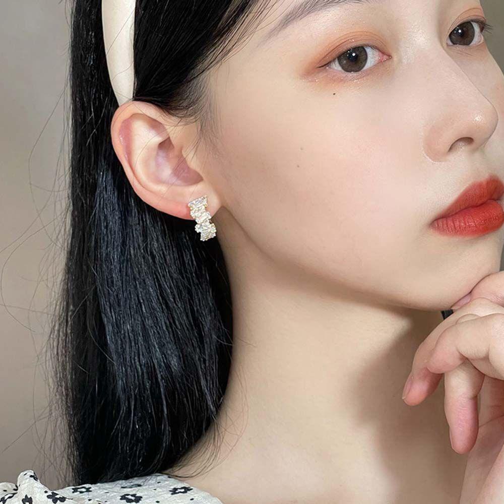 Khuyên Tai Dạng Kẹp Không Cần Lỗ Thanh Lịch|Khuyên Kẹp Vành Tai Đính Đá Nhiều Màu Sắc|Khuyên Tai Dạng Kẹp Đính Đá Zircon Sang Trọng