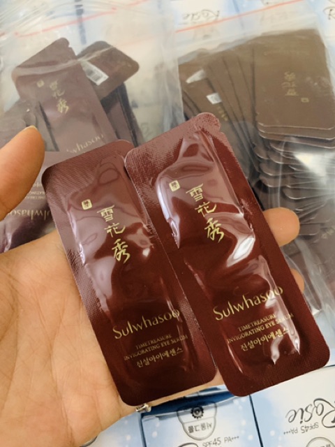 [SULWHASOO] KEM MẮT THÔNG ĐỎ(sample-gói)