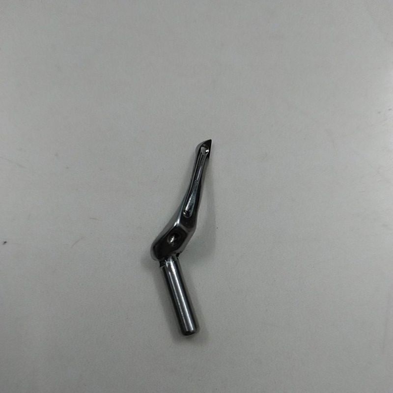 Mỏ (móc) trên, dưới máy vắt sổ siruba, jack (LP26, KL25, LP226, KL202)