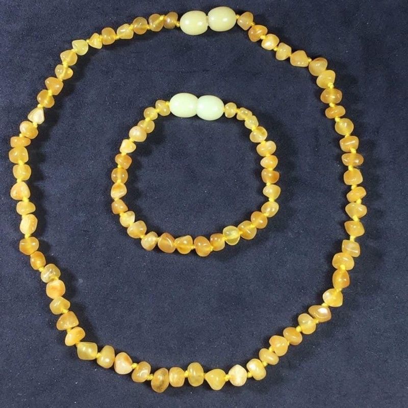 Vòng hổ phách cho bé