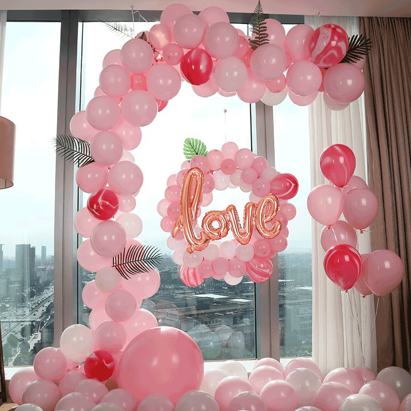 Bóng bay màu đỏ lựu trang trí đám cưới cầu hôn tỏ tình