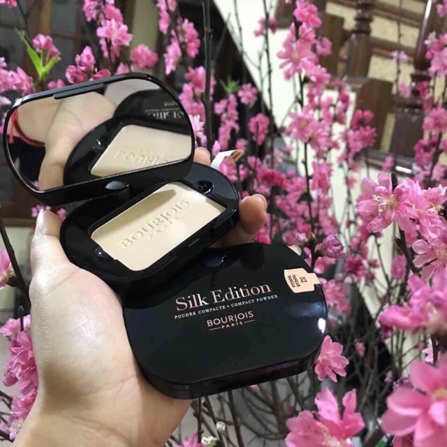 PHẤN PHỦ BOURJOIS SILK EDITION COMPACT POWDER