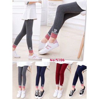 Quần len gấu ong thêu chuột mickey