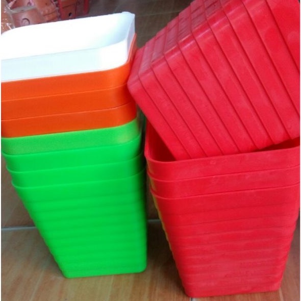Chậu nhựa vuông trồng hoa cây cảnh văn phòng sọc ngang 16 cm hàng loại 1 dày đẹp