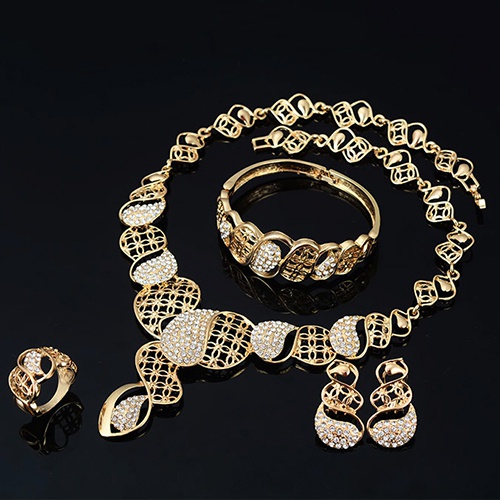 Bộ trang sức gồm 1 dây chuyền + 1 vòng đeo tay + 1 nhẫn + đôi khuyên tai tạo hình sang trọng đính đá thời trang