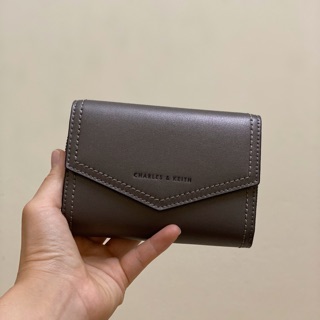 Ví cnk auth-trangmint