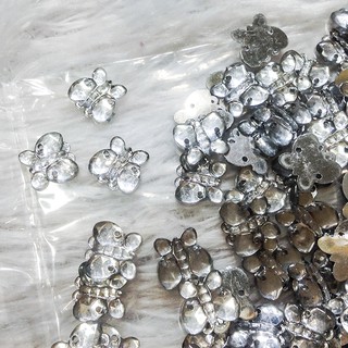 Hạt nhựa acrylic kết áo hình cánh bướm size 1cm