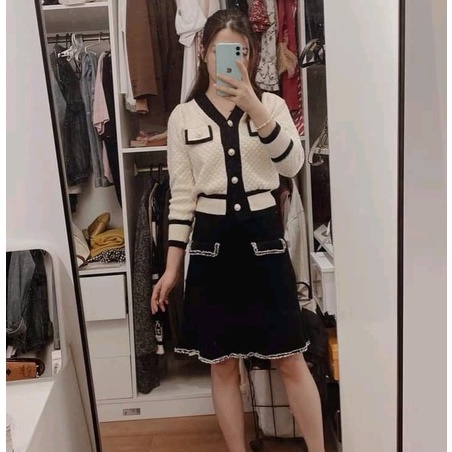 Áo Khoác Len Nữ Cardigan Với Chất Liệu Len Cao Cấp Mềm Mịn, Đính Cúc Ngọc Cực Kì Sang Trọng, 2 Màu Đen Và Trắng ạ | BigBuy360 - bigbuy360.vn