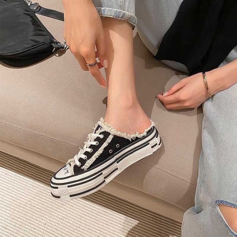 Giày sục thể thao rách, Giày Sục Thể Thao Nữ Rách Hở Gót Đế 3cm Mềm | BigBuy360 - bigbuy360.vn