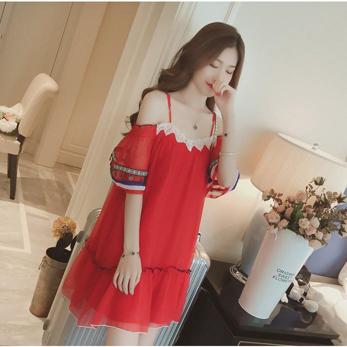 Đầm chiffon hở lưng cổ thuyền