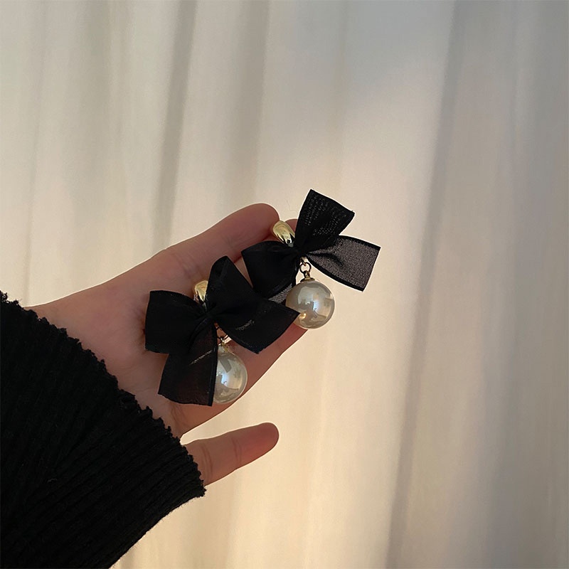 Đôi bông tai mạ bạc 925 có đính ngọc trai giả có nơ xinh xắn cho nữ