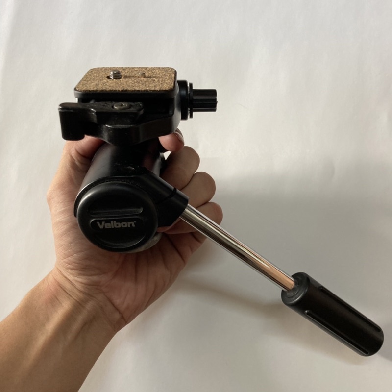 Plate Velbon PH-157Q : Đế thay thế chân Velbon