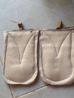 nhắc nồi vải ,lông mịn, mẫu ngẫu nhiên