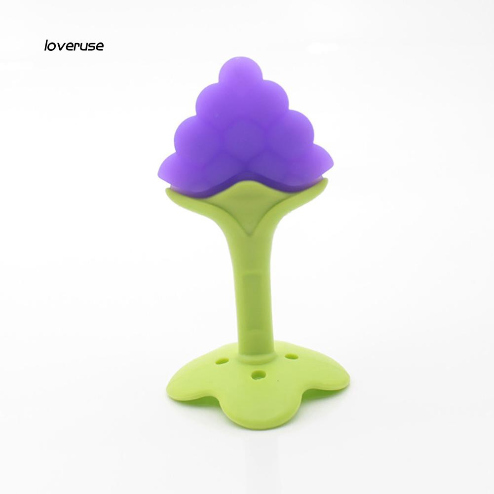 Đồ chơi ngậm mọc răng hình quả dâu tây silicone an toàn cho bé