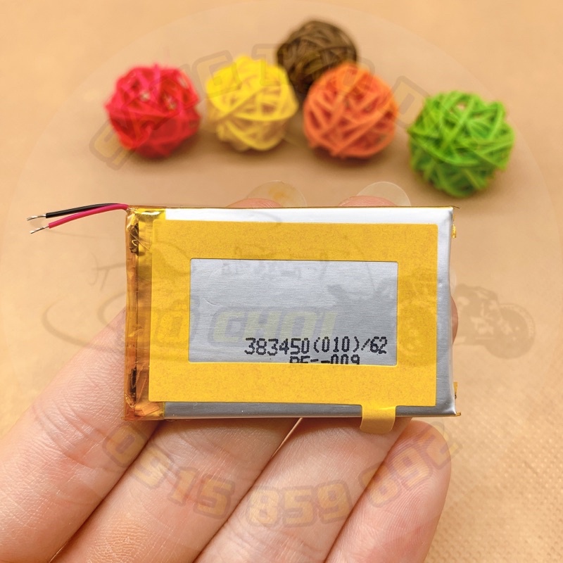 Pin Lithium 3.7V 600mAh có mạch bảo vệ pin. Thích hợp chế loa bluetooth