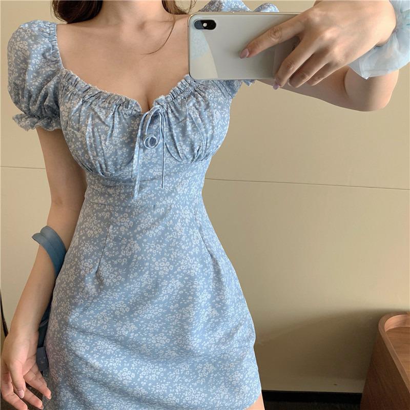Đầm hoa tay phồng cổ vuông thời trang cho nữ