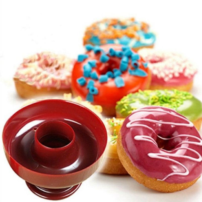 Khuôn donut bằng nhựa khuôn làm bánh vòng tiện dụng dễ dùng và vệ sinh