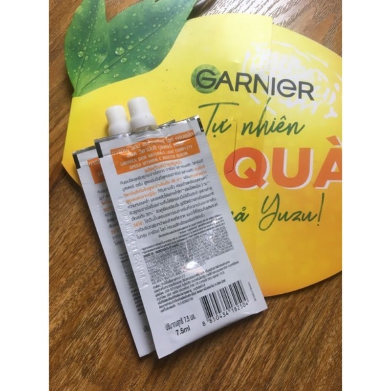 7.5ml- Tinh chất tăng cường sáng da mờ thâm Garnier Light Complete 30x Vitamin C