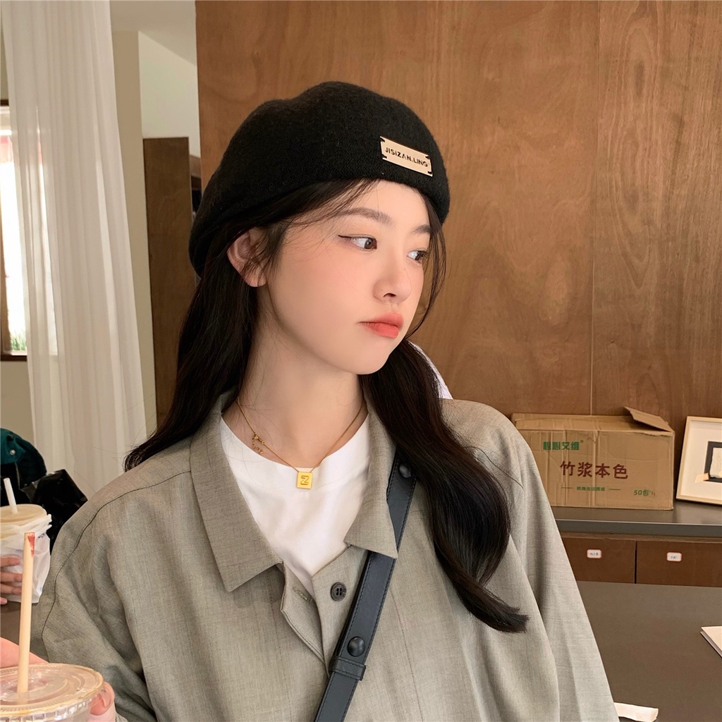 Mũ nồi MG STUDIO len đính miếng kim loại trang trí