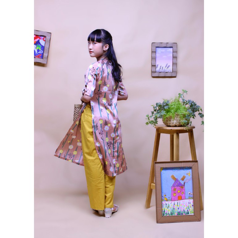 Bộ áo dài bé gái thiết kế sinh xắn dễ thương, thấm thút mồ hôi, chất liệu 100% cotton- Jadiny