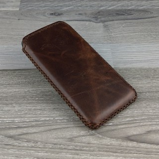 Bao da rút iphone xr vintage da bò màu nâu đất