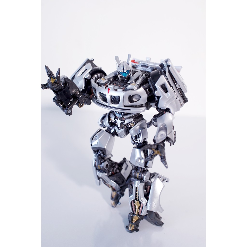 Mô hình aubtobot Jazz Aoyi LS18