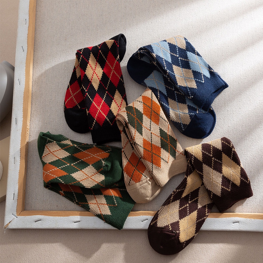 Đôi Vớ Cotton Họa Tiết Sọc Caro Nhiều Màu Sắc Thời Trang Cho Nữ
