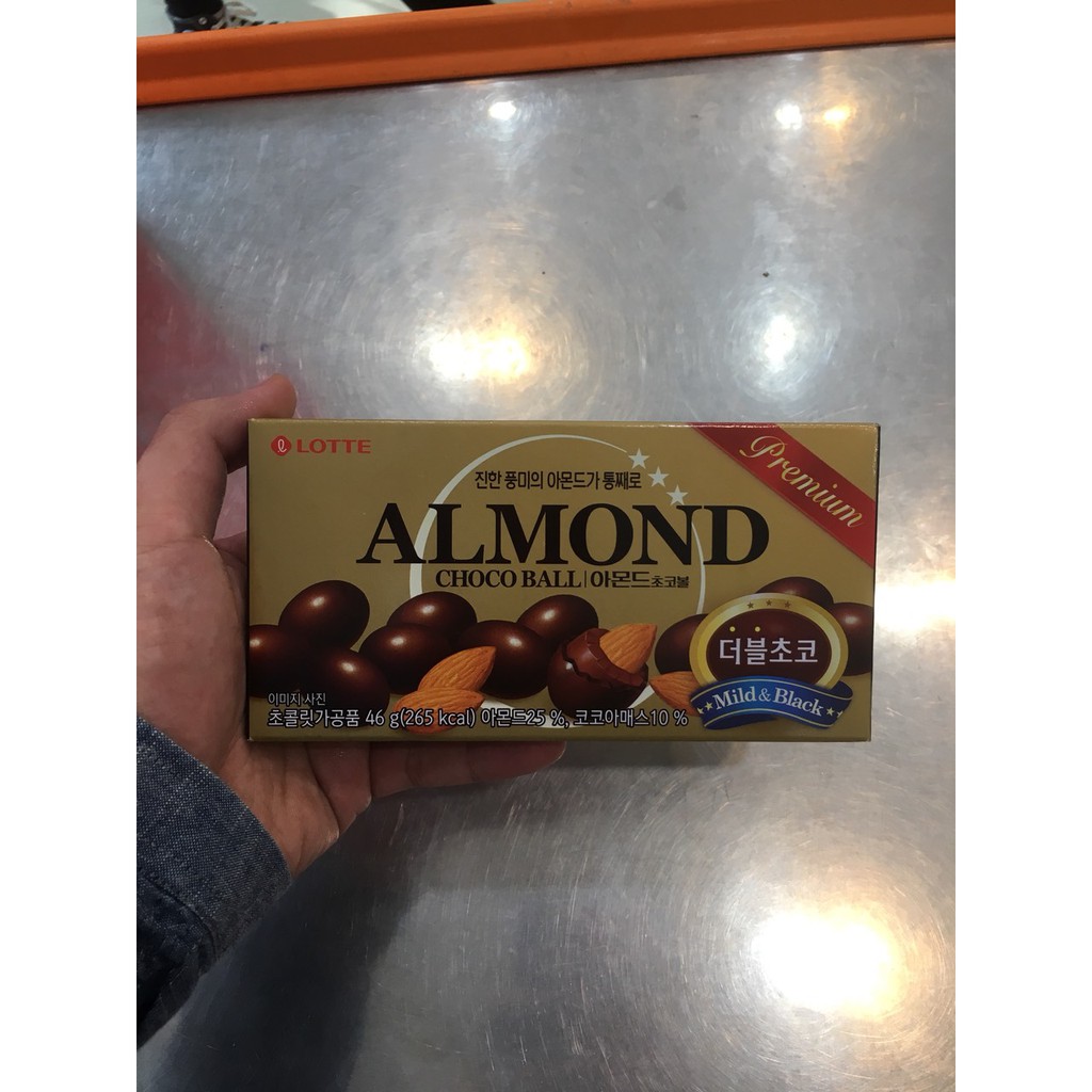 CHOCOLATE HẠNH NHÂN ALMOND LOTTE 46G