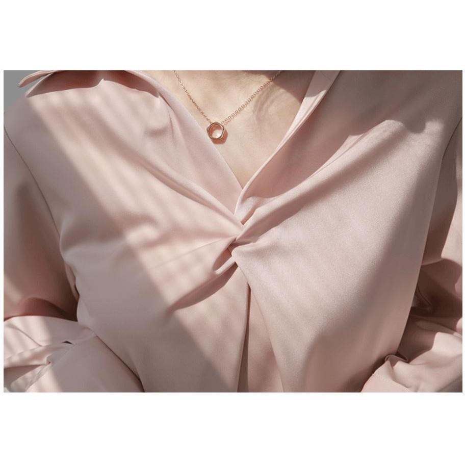 Áo sơ mi nữ công sở cổ xoắn satin phong cách