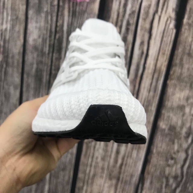 ĐẸP MÀ RẺ [Free Ship 40K] Giày Ultra Boost 4.0 Full Box _ Triple White