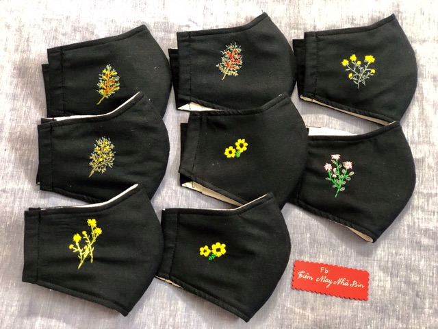 Khẩu trang linen thêu tay | BigBuy360 - bigbuy360.vn