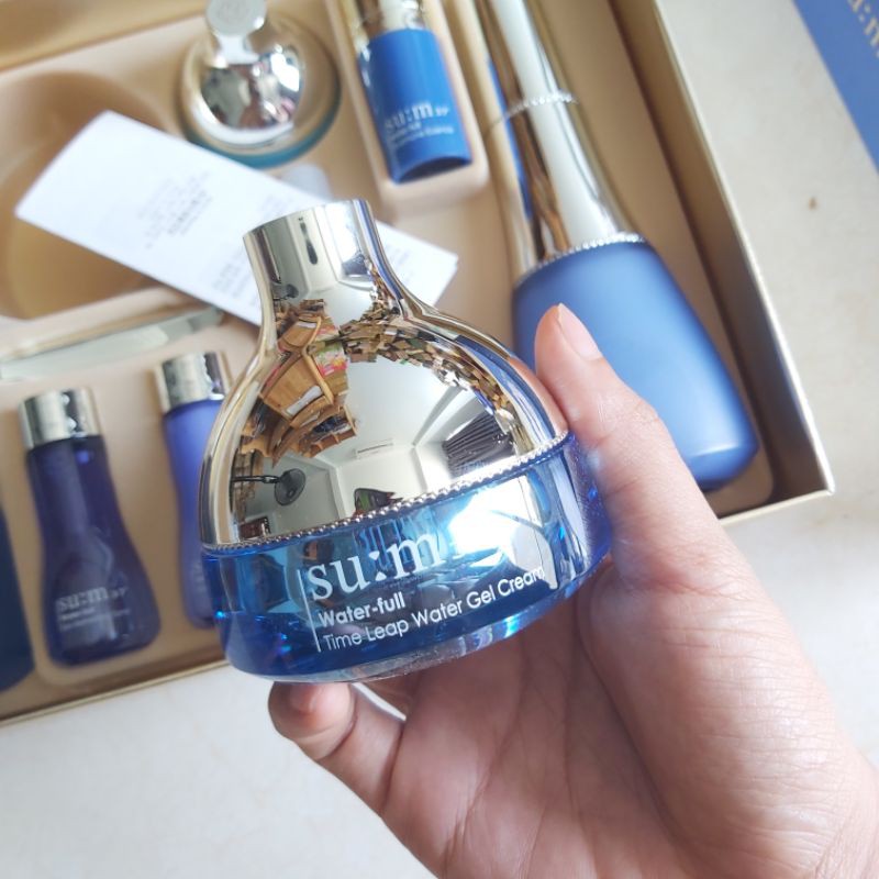 Sét dưỡng Sum xanh Water Full Sum37 chuyên cấp nước kiềm dầu giảm mụn và se khít lỗ chân lông