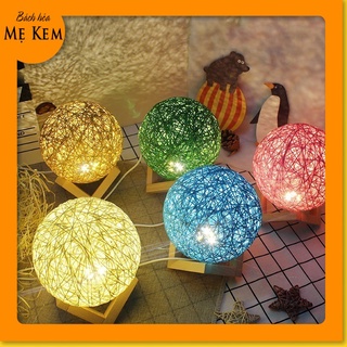 Đèn ngủ để bàn led cầu mây đan trang trí phù hợp cho phòng ngủ