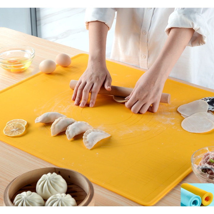 Thảm Nhào Bột Chất Liệu Silicone Loại Dày 3cm Kích Thước Lớn 65x55cm Tặng Kèm Cán Bột + Dao Cắt Bột Home Tech VN