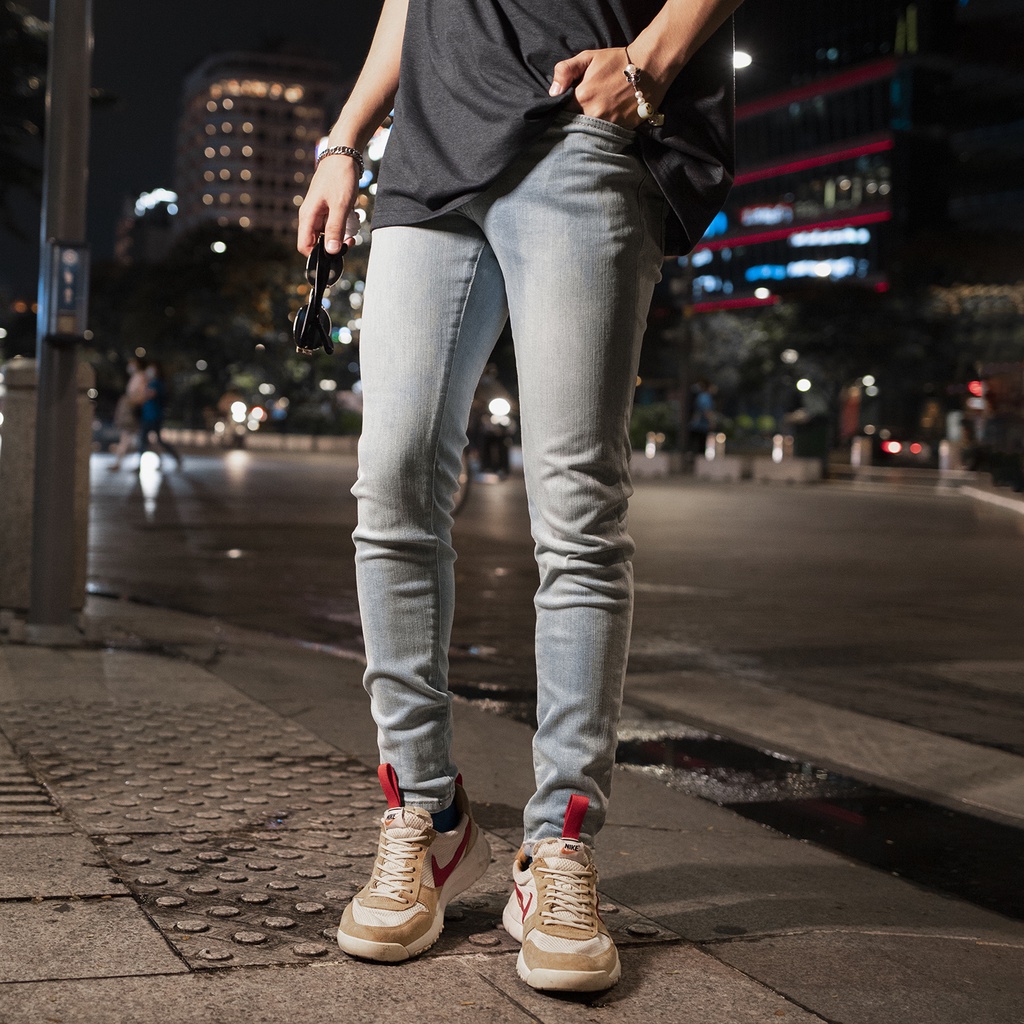 Quần Skinny Jeans Nam Màu Xanh Nhạt Trơn Chất Liệu Cotton Co Giãn Ống Đứng Dáng Ống Ôm Chân Chuẩn Skinny