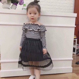 Áo trễ vai bé gái