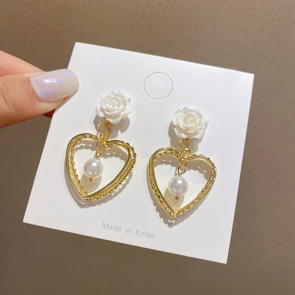 Khuyên Tai Hình Trái Tim Đính Đá Và Ngọc Trai Giả