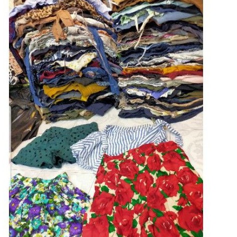 combo chân váy, áo len