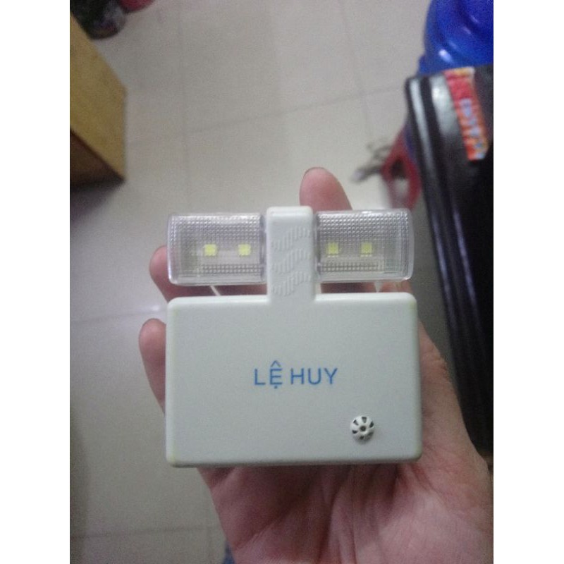 Đèn ngủ vuông cảm ứng 9W