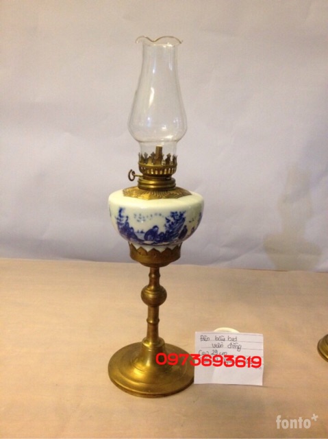 Đèn Thờ Dầu Dáng Bẹt  Cao 29cm Trúc Lâm Thất Hiền