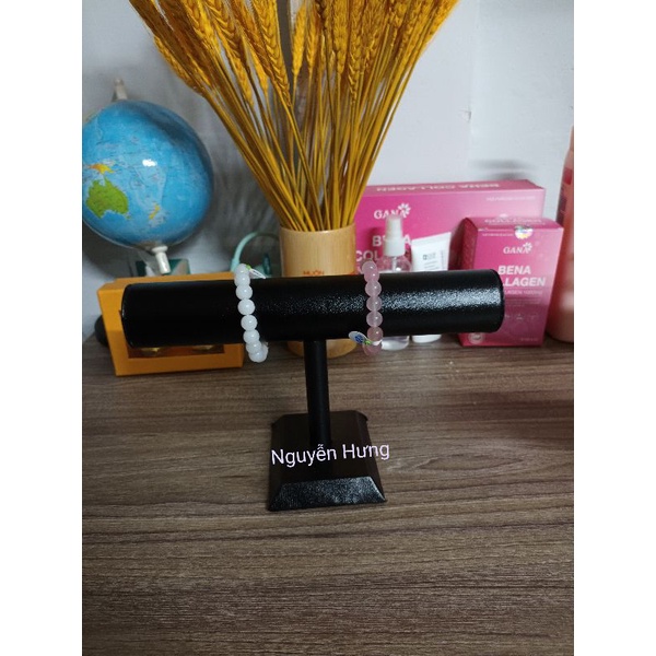 Trụ treo vòng tay