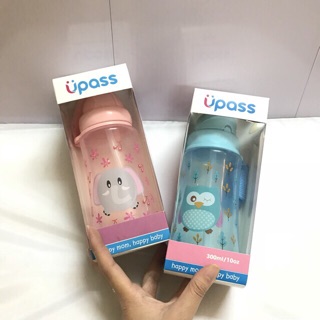 Bình uống nước có ống hút Upass