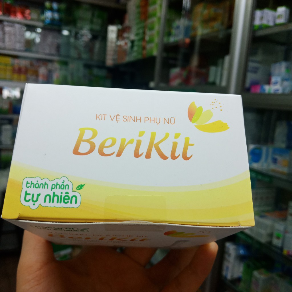 BeriKit Bộ thụt rửa vệ sinh phụ nữ gồm 15 gói muối kèm chai rửa của Cát Linh