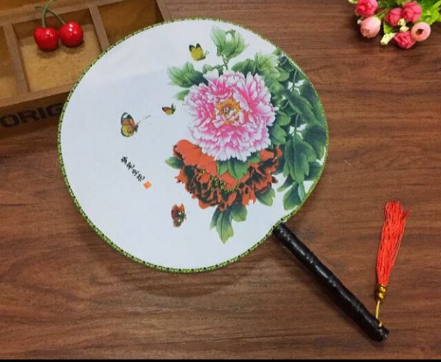 Quạt tròn cổ trang đạo cụ trang trí chụp ảnh (Nhiều mẫu)