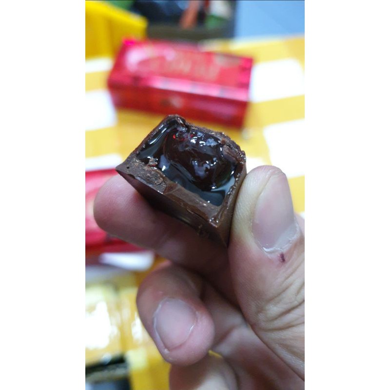 Socola nhân rượu Mon Cheri Đức hộp 30 viên