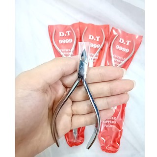 SỈ 5 KỀM CẮT DA TAY CHÂN