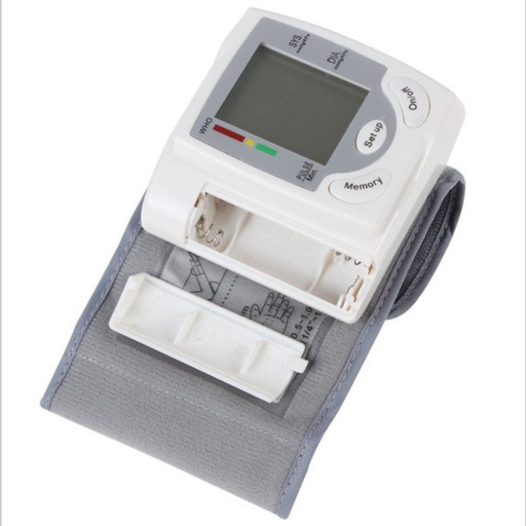 (GIÁ CỰC SỐC) Máy đo huyết áp kỹ thuật số tự động đeo cổ tay tiện lợi, Máy đo huyết áp tự động, nhanh chóng, chính xác!