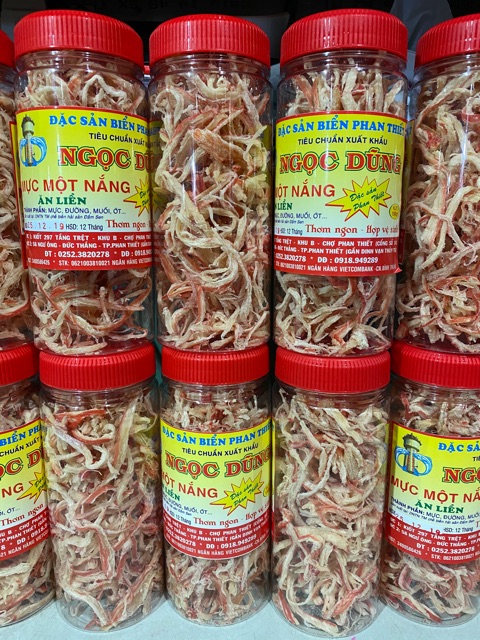 Mực Một Nắng Nướng  là món ăn ngon của Shop Đặc Sản Biển Phan Thiết NGỌC DŨNG; Hộp 200 gram. HSD 12 tháng