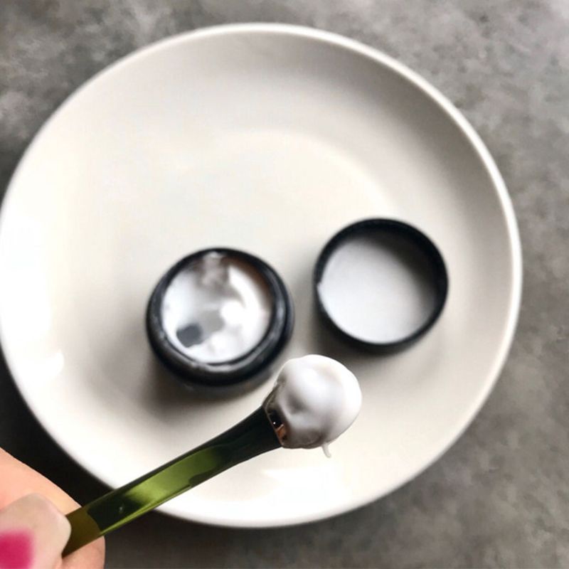 Kem dưỡng da vùng mắt chiết xuất cỏ tự nhiên làm sáng mịn da loại bỏ quầng thâm chống nếp nhăn hiệu Xixi 30g
 | BigBuy360 - bigbuy360.vn